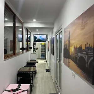 Hostel Aral, Berat